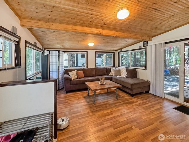 107 3 Sunset Circle, Deming, WA 98244