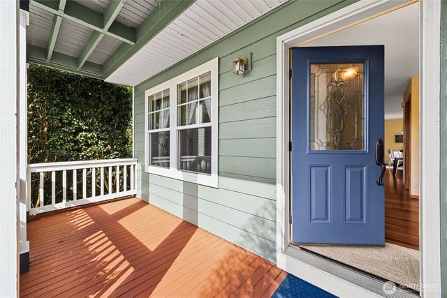 2245 McDonald Avenue, Dupont, WA 98327