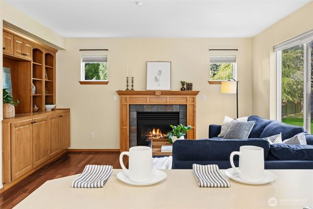 2245 McDonald Avenue, Dupont, WA 98327