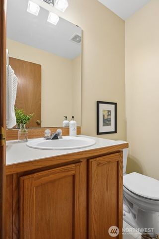 2245 McDonald Avenue, Dupont, WA 98327