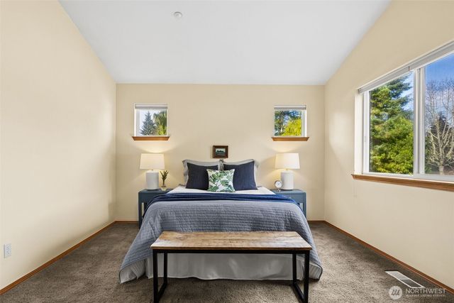 2245 McDonald Avenue, Dupont, WA 98327