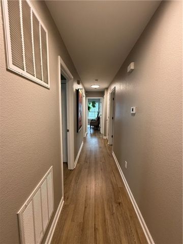 1431 N Genoa Avenue, Fayetteville, AR 72704