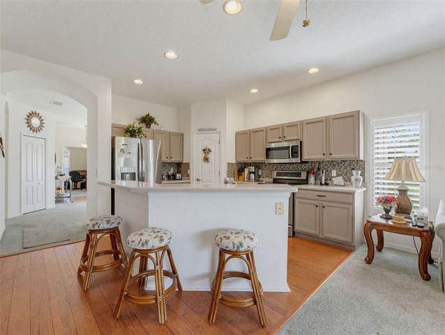 2542 SANDY HILL COURT, Holiday, FL 34691