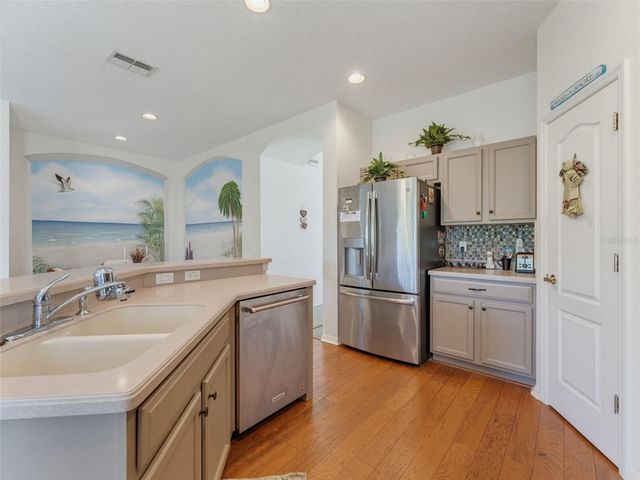 2542 SANDY HILL COURT, Holiday, FL 34691