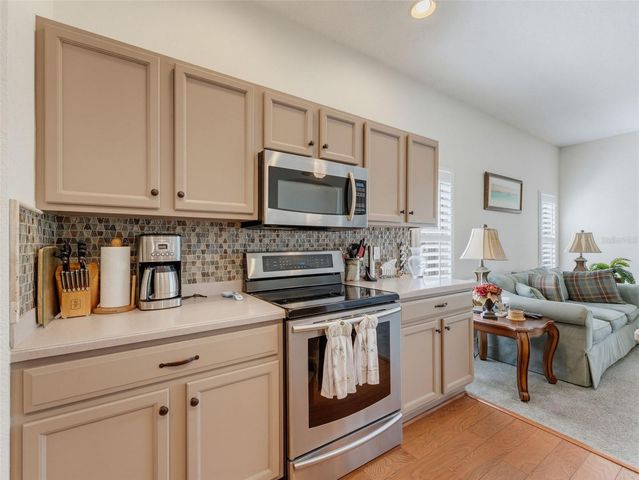 2542 SANDY HILL COURT, Holiday, FL 34691