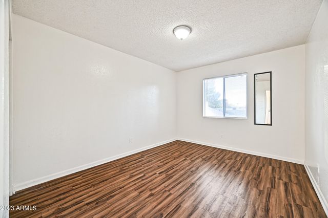 436 W CLARK Street 201, Mesa, AZ 85201