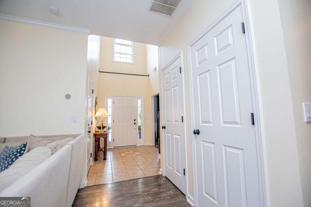 105 Meadow Side Court, Carrollton, GA 30116