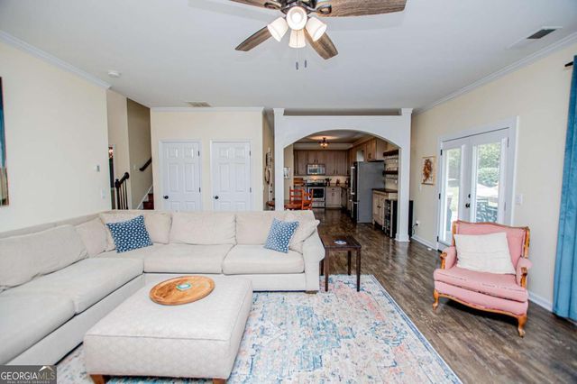 105 Meadow Side Court, Carrollton, GA 30116