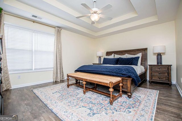 105 Meadow Side Court, Carrollton, GA 30116