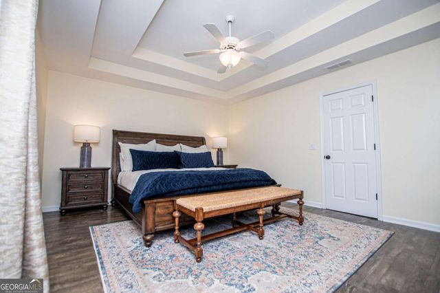 105 Meadow Side Court, Carrollton, GA 30116