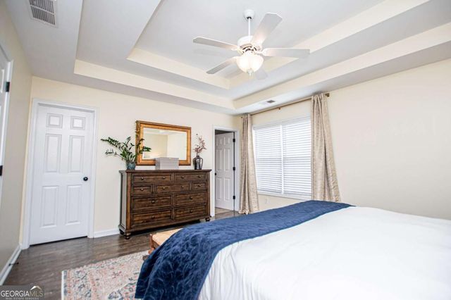 105 Meadow Side Court, Carrollton, GA 30116