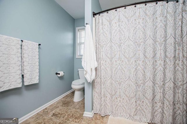105 Meadow Side Court, Carrollton, GA 30116