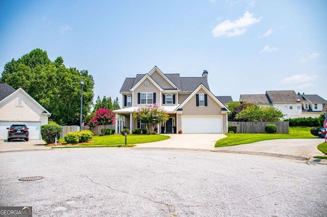 105 Meadow Side Court, Carrollton, GA 30116
