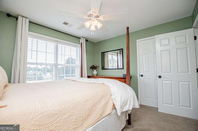 105 Meadow Side Court, Carrollton, GA 30116