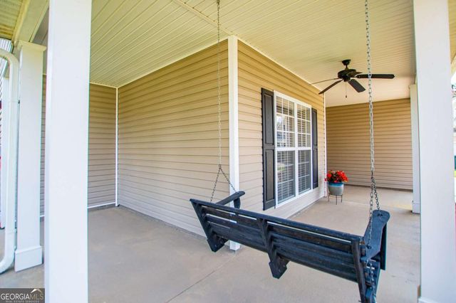 105 Meadow Side Court, Carrollton, GA 30116