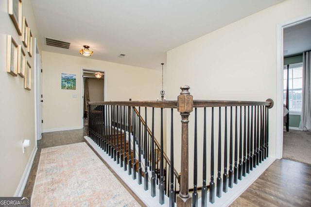 105 Meadow Side Court, Carrollton, GA 30116