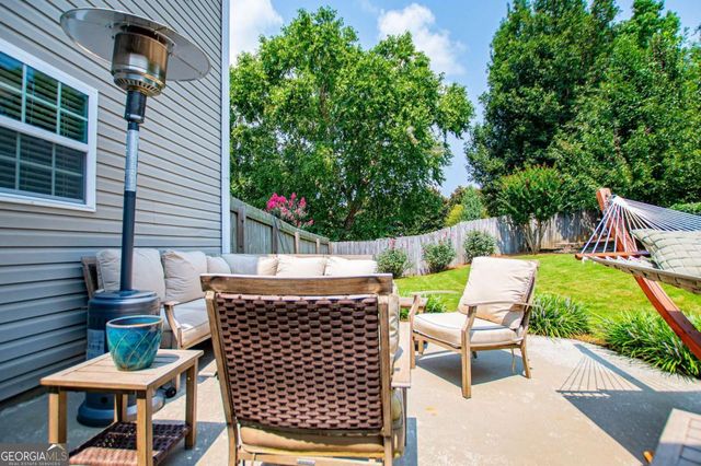 105 Meadow Side Court, Carrollton, GA 30116