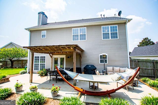 105 Meadow Side Court, Carrollton, GA 30116