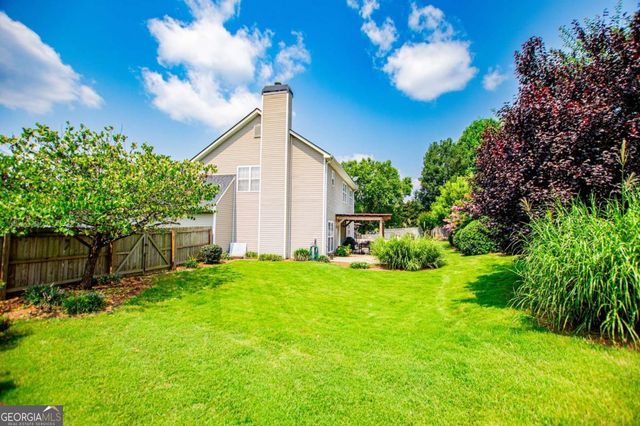 105 Meadow Side Court, Carrollton, GA 30116
