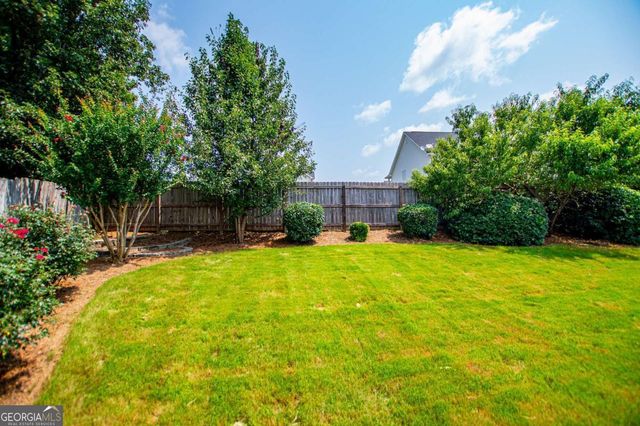 105 Meadow Side Court, Carrollton, GA 30116