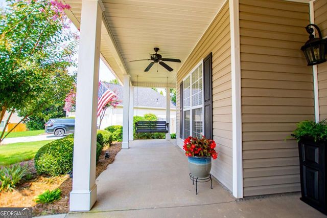 105 Meadow Side Court, Carrollton, GA 30116