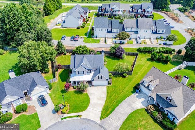105 Meadow Side Court, Carrollton, GA 30116