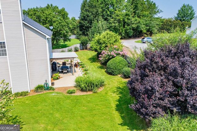 105 Meadow Side Court, Carrollton, GA 30116