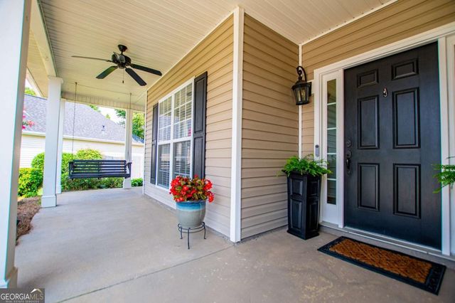 105 Meadow Side Court, Carrollton, GA 30116