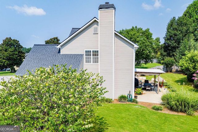 105 Meadow Side Court, Carrollton, GA 30116