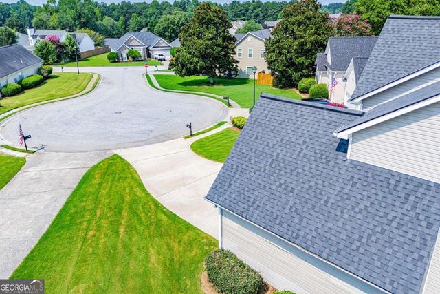 105 Meadow Side Court, Carrollton, GA 30116
