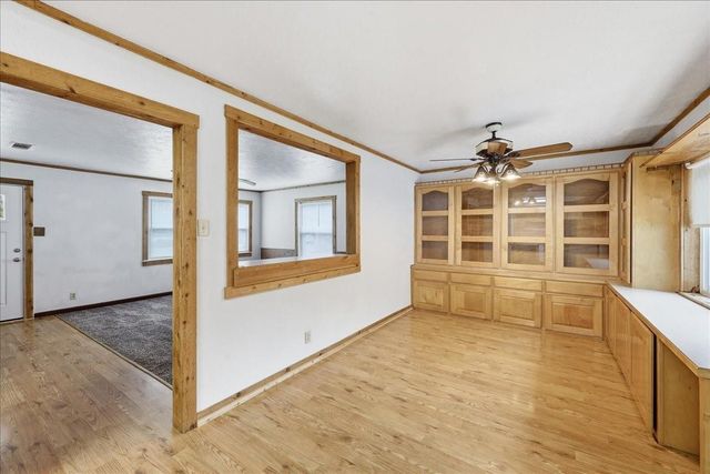 2003 Gary Avenue, Nederland, TX 77627