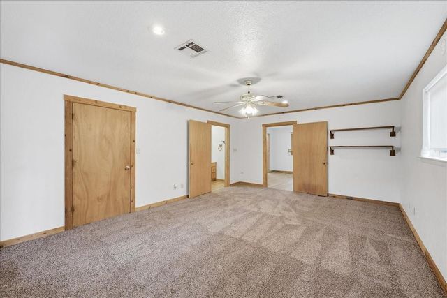 2003 Gary Avenue, Nederland, TX 77627