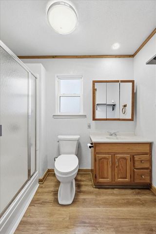 2003 Gary Avenue, Nederland, TX 77627