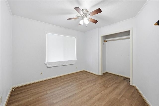 2003 Gary Avenue, Nederland, TX 77627