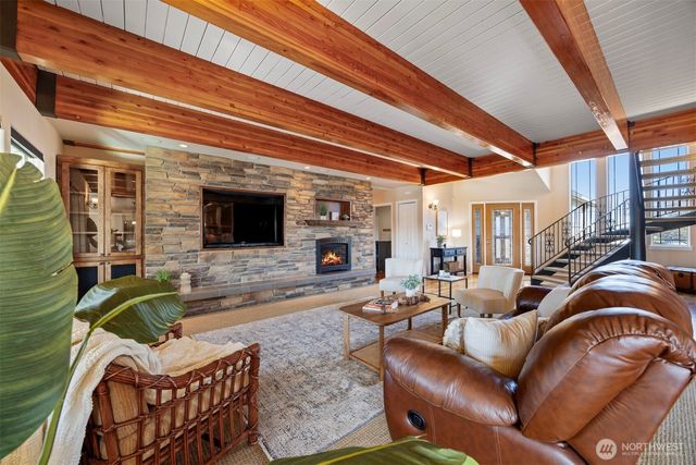 4121 Saltspring Drive, Ferndale, WA 98248