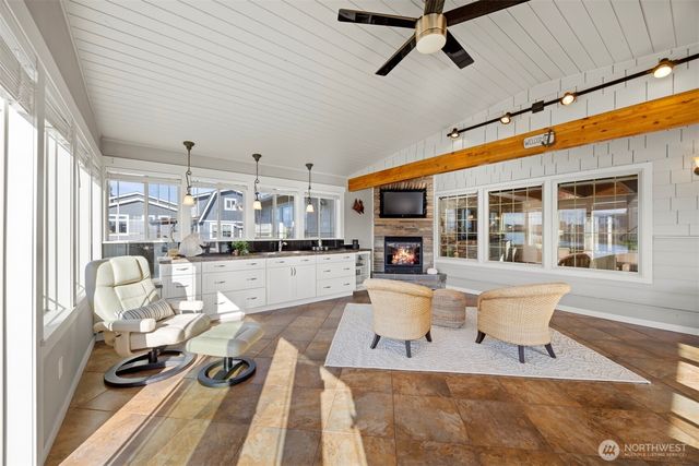 4121 Saltspring Drive, Ferndale, WA 98248