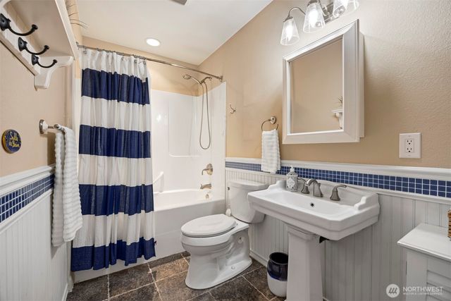 4121 Saltspring Drive, Ferndale, WA 98248