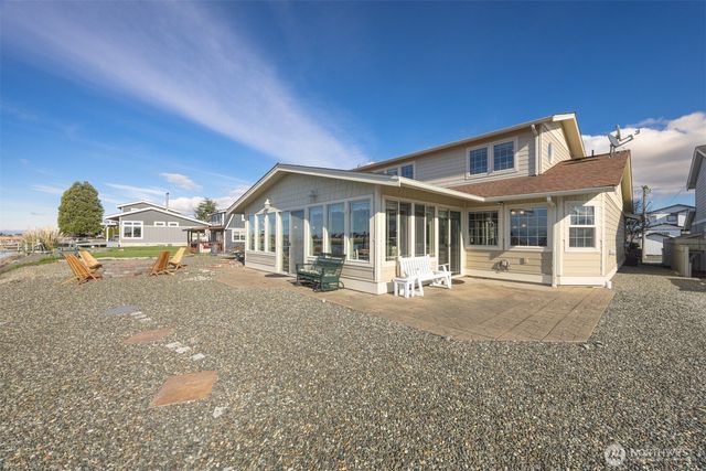 4121 Saltspring Drive, Ferndale, WA 98248