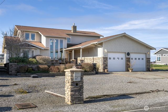 4121 Saltspring Drive, Ferndale, WA 98248