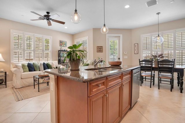 2268 OSPREY AVENUE, Orlando, FL 32814