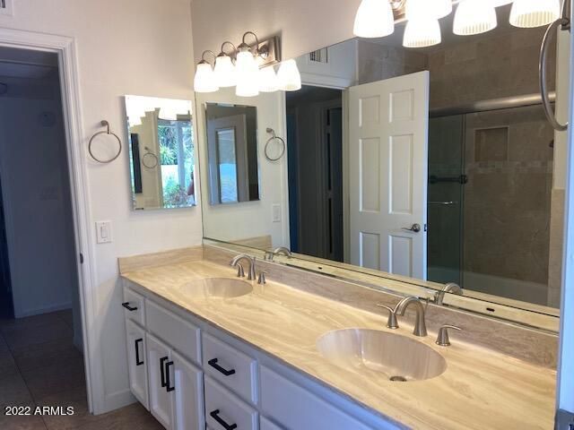 9405 N 83RD Street, Scottsdale, AZ 85258