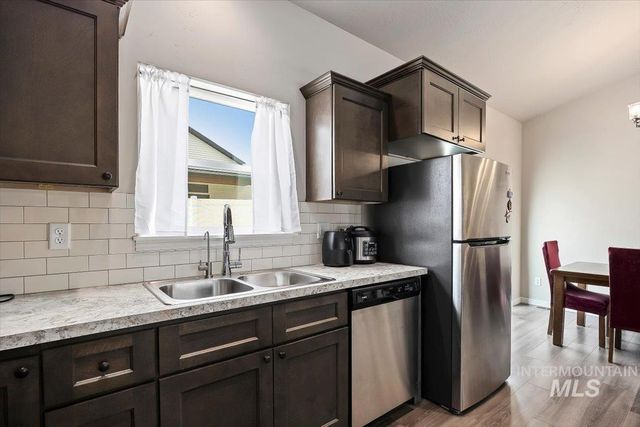 514 21st Ave E, Jerome, ID 83338