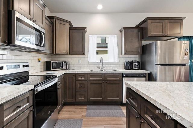 514 21st Ave E, Jerome, ID 83338