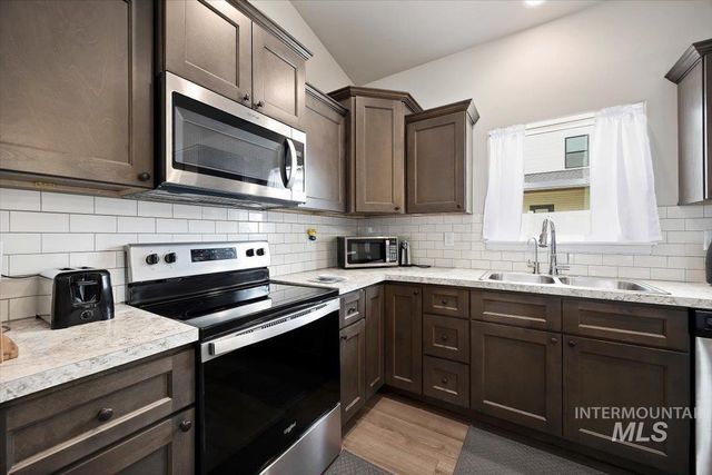 514 21st Ave E, Jerome, ID 83338
