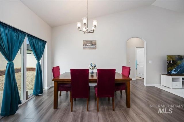 514 21st Ave E, Jerome, ID 83338