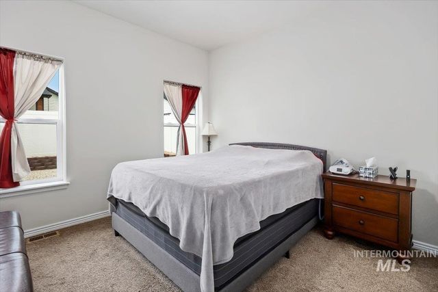 514 21st Ave E, Jerome, ID 83338