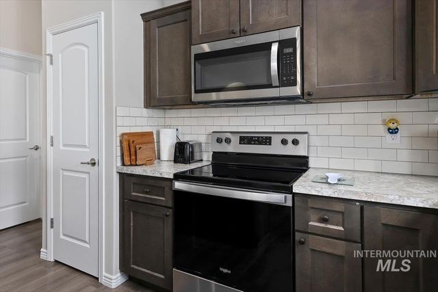 514 21st Ave E, Jerome, ID 83338
