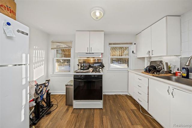 21857 Le Fever Avenue, Warren, MI 48091