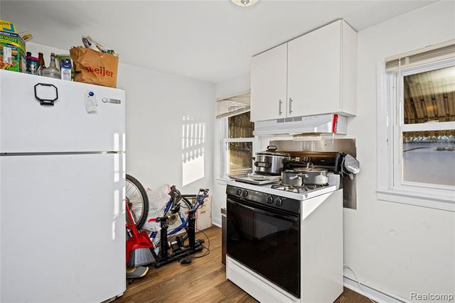 21857 Le Fever Avenue, Warren, MI 48091