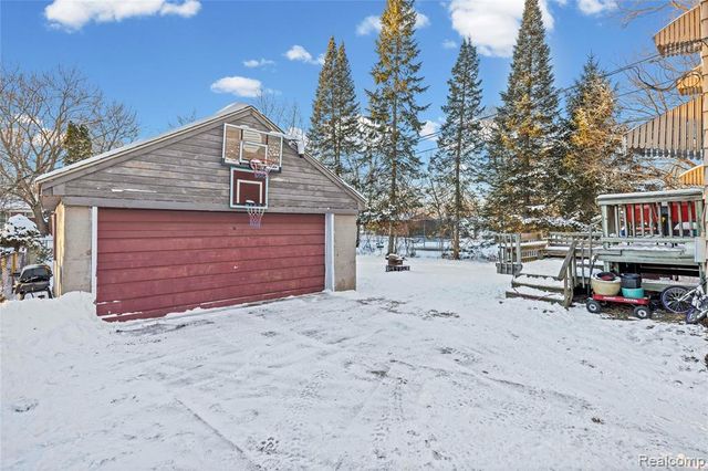 21857 Le Fever Avenue, Warren, MI 48091